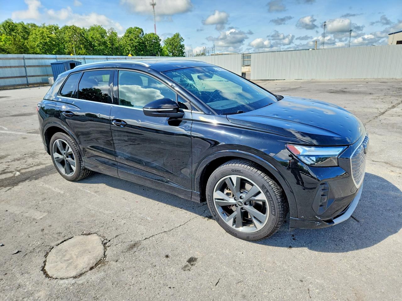 Audi Q4 Premium