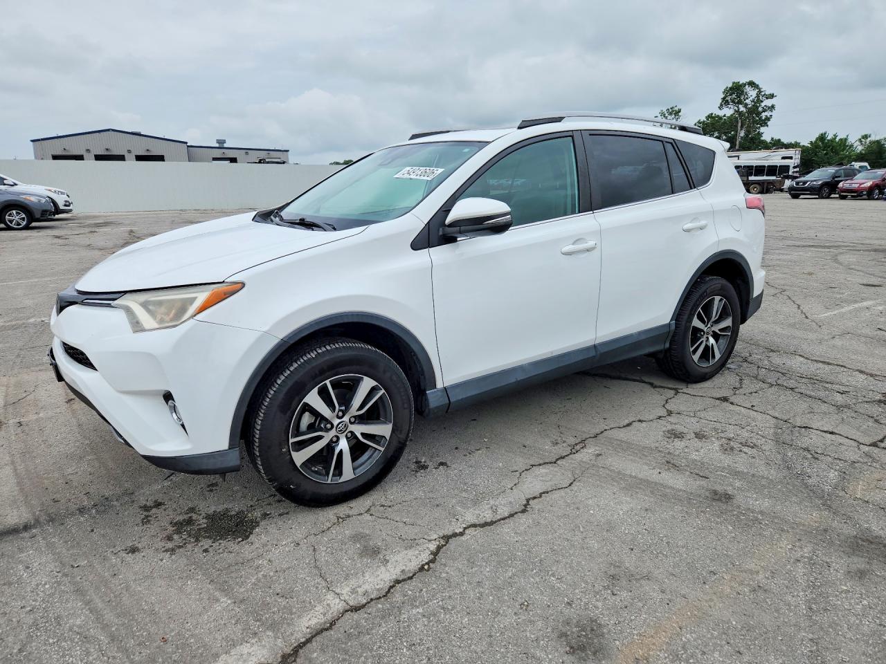 Salvage Toyota RAV4 Image