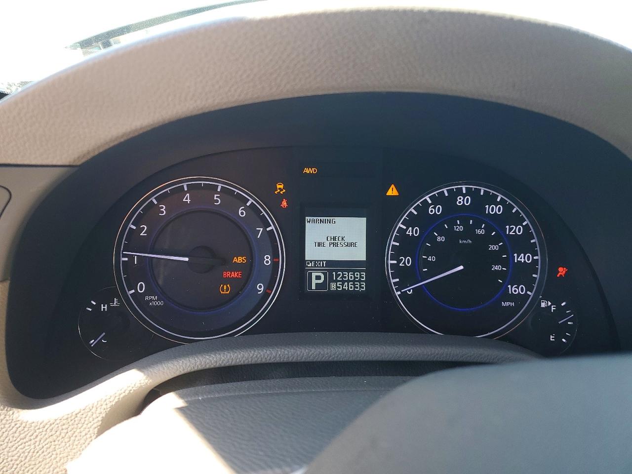 INFINITI G37 X