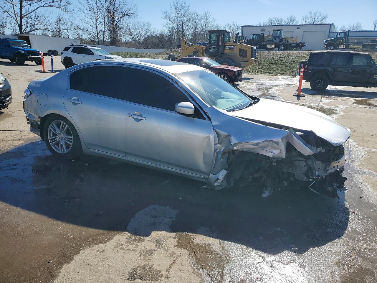 INFINITI G37 X