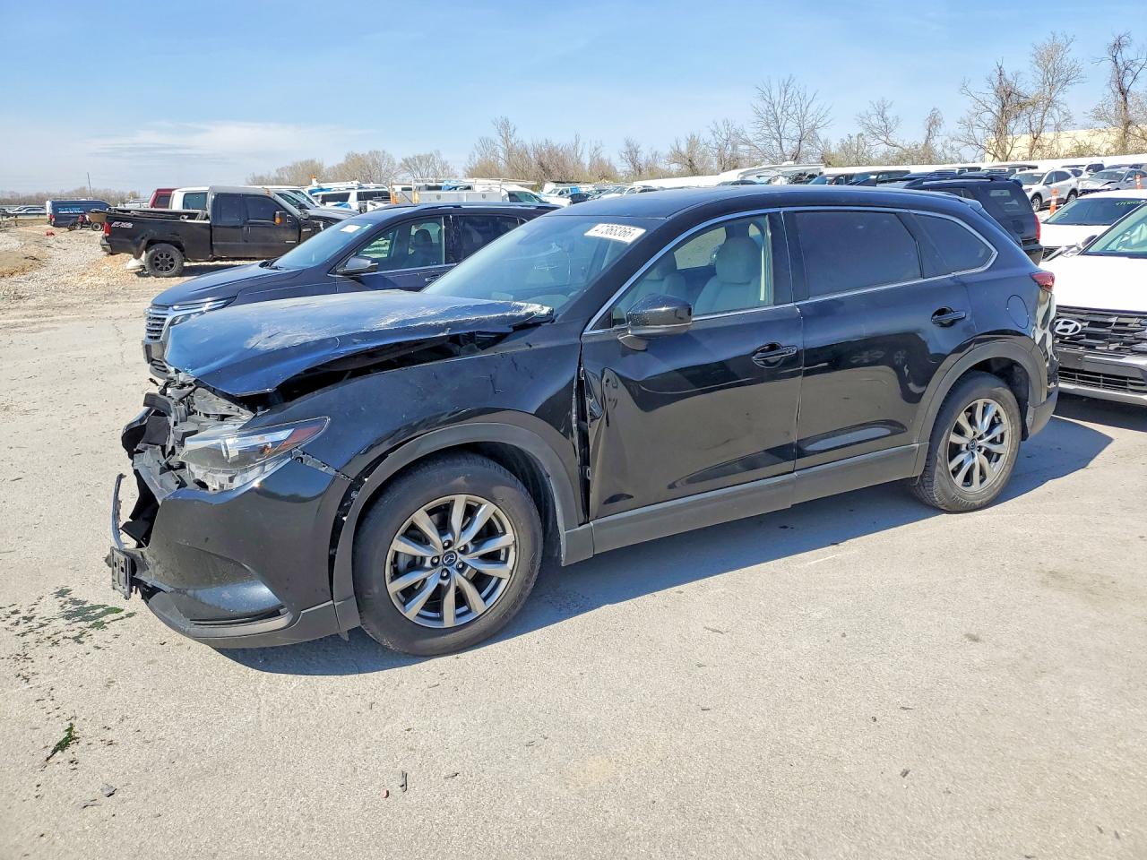 Salvage Mazda Cx Image