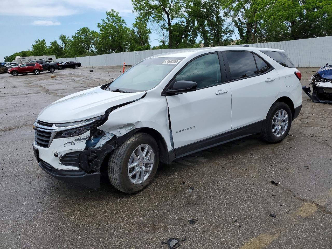 Salvage Chevrolet Equinox Image