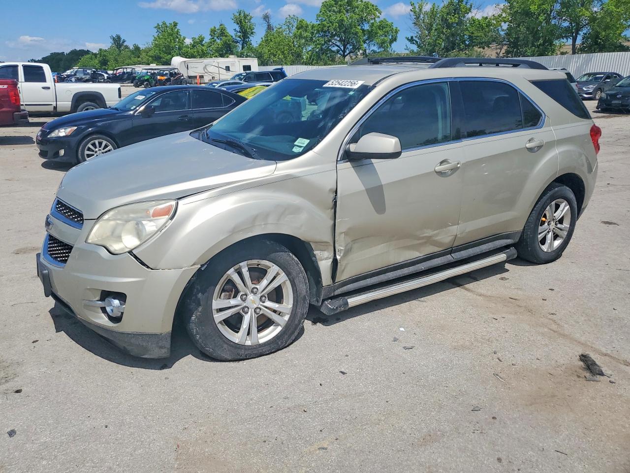 Salvage Chevrolet Equinox Image