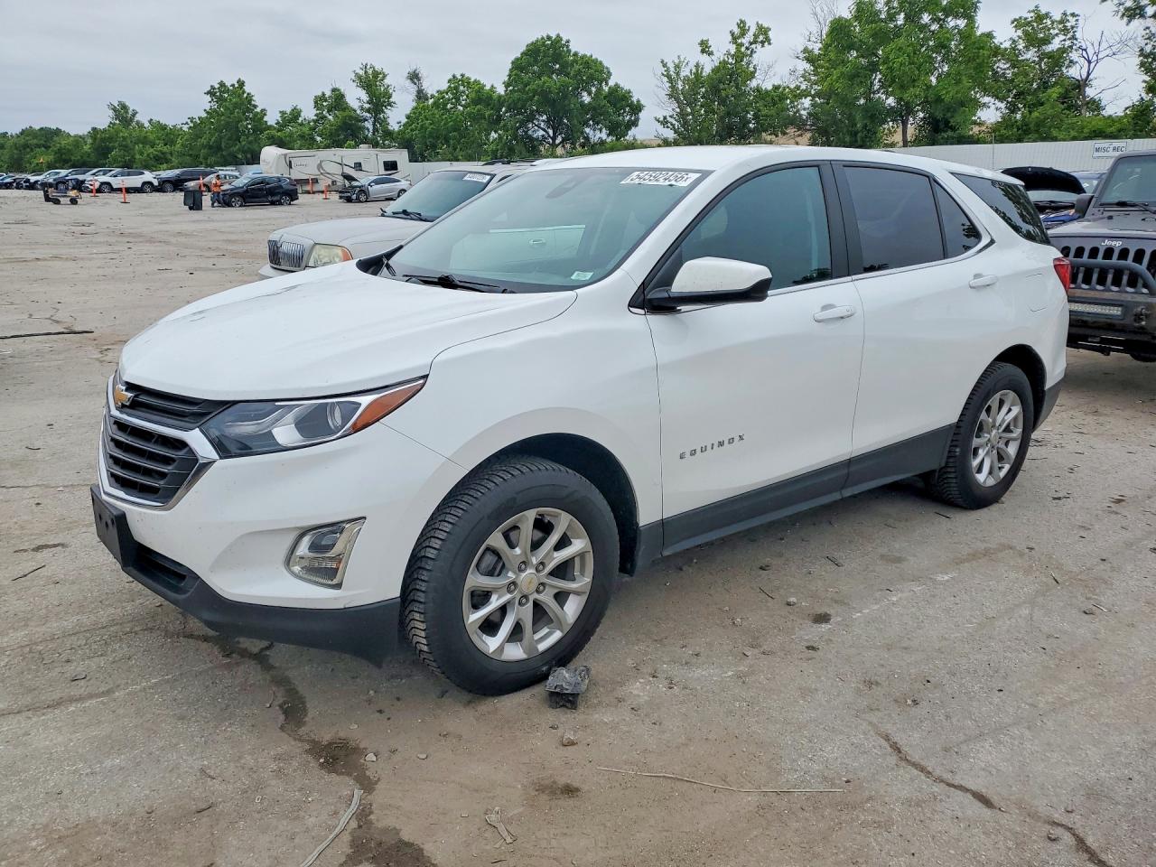 Salvage Chevrolet Equinox Image