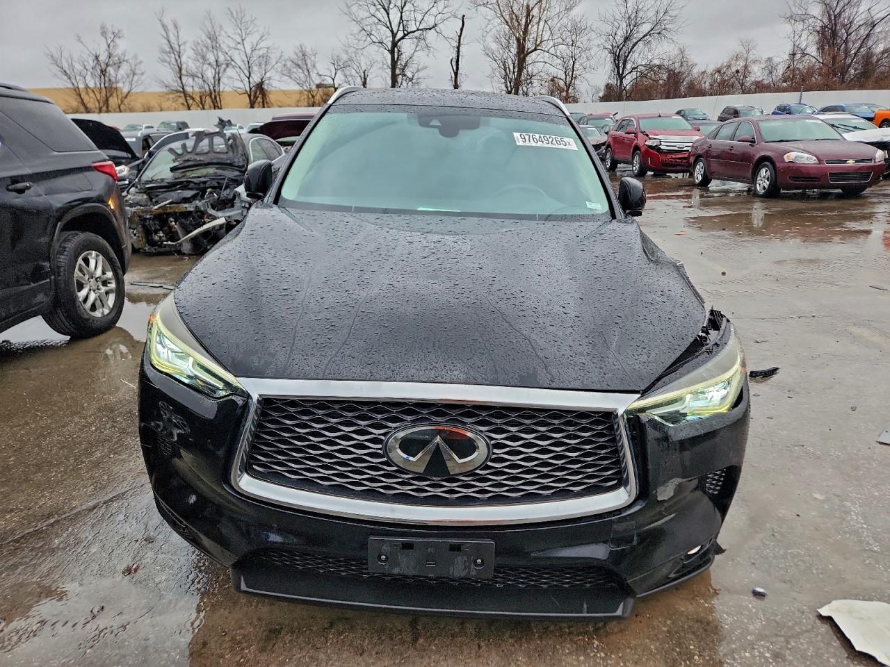 INFINITI Qx Essential