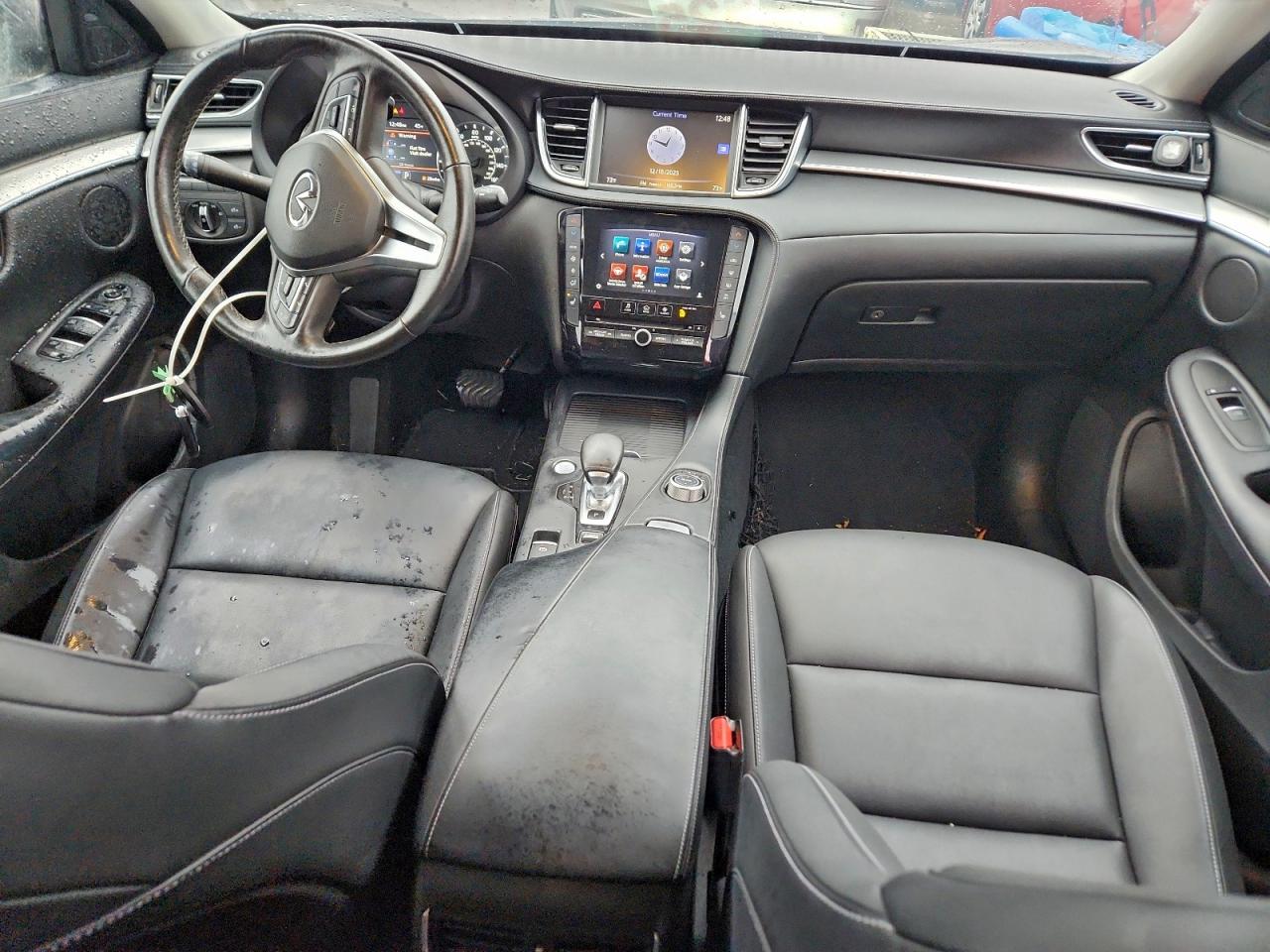 INFINITI Qx Essential