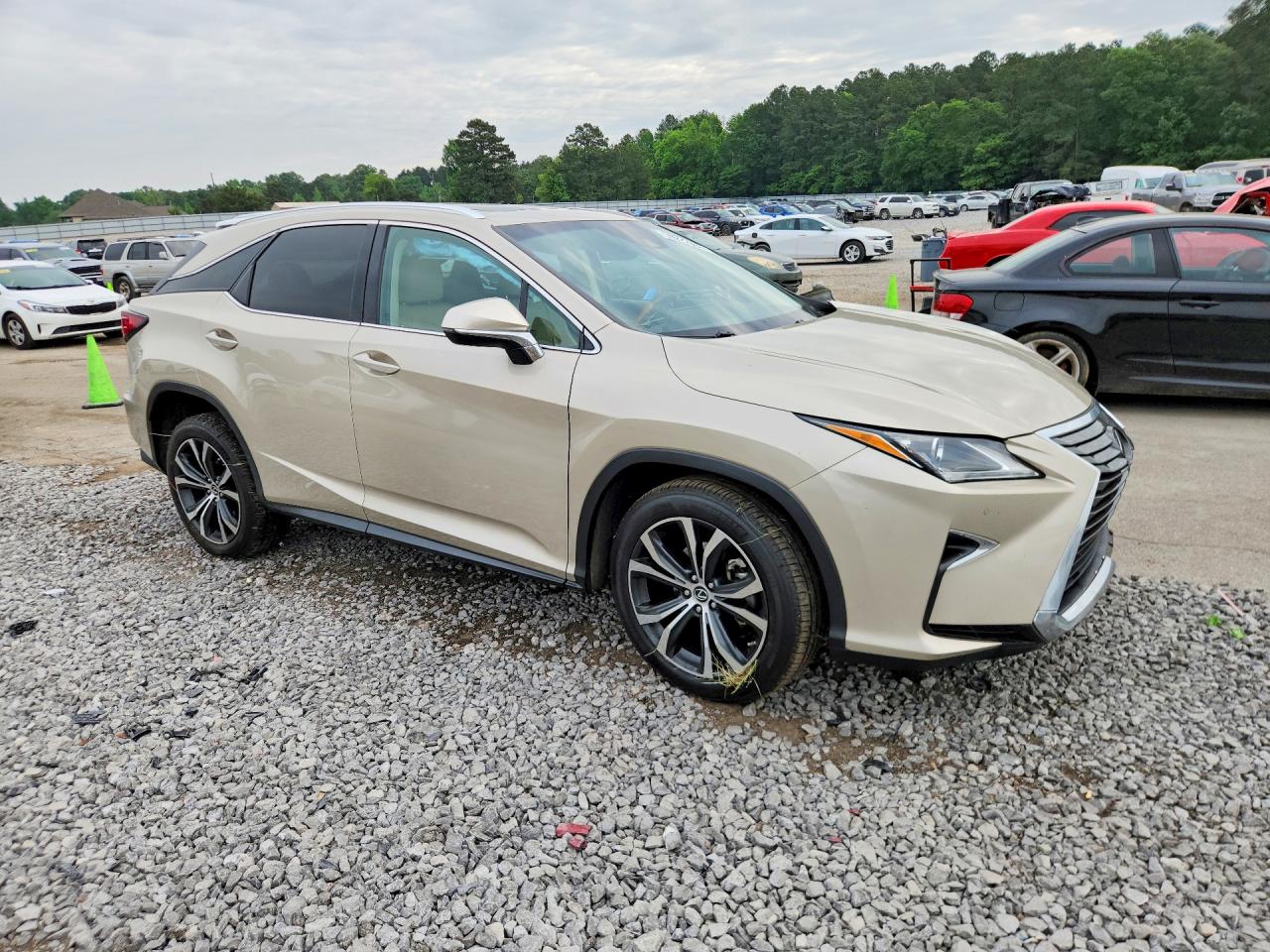 Lexus RX Base