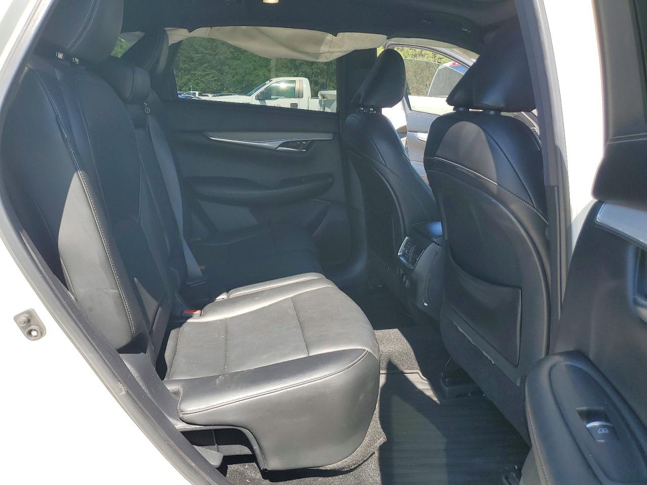 INFINITI Qx Luxe