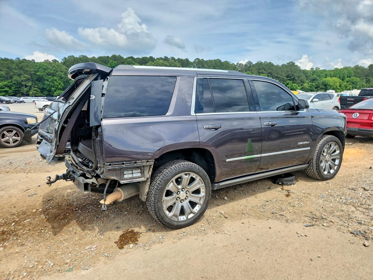 GMC Yukon Denali