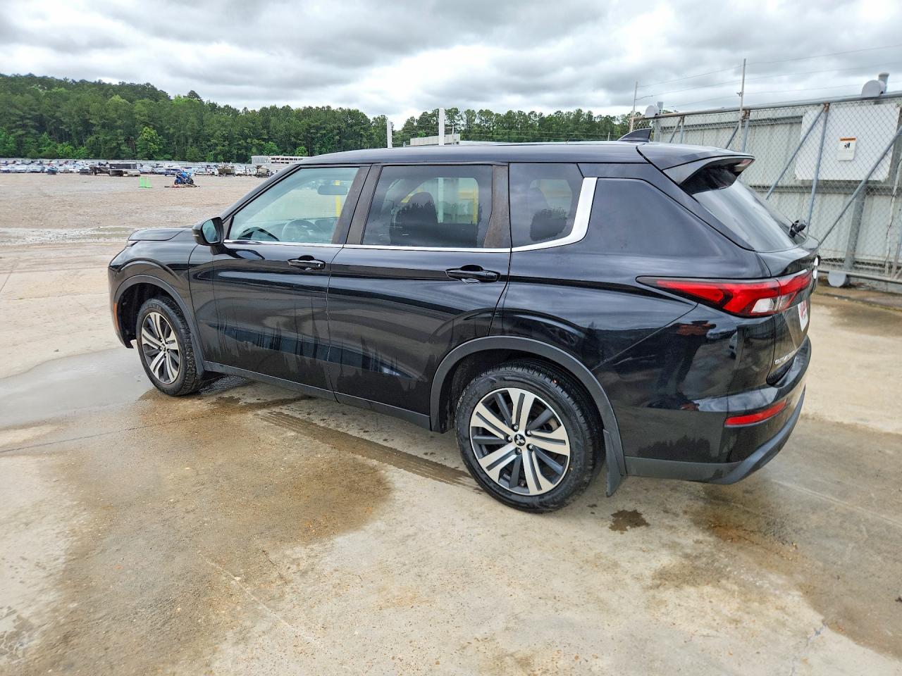 Mitsubishi Outlander Es