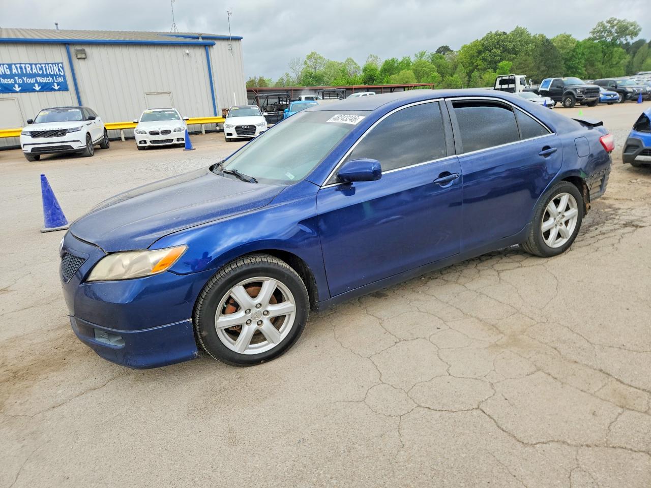 Salvage Toyota Camry Image
