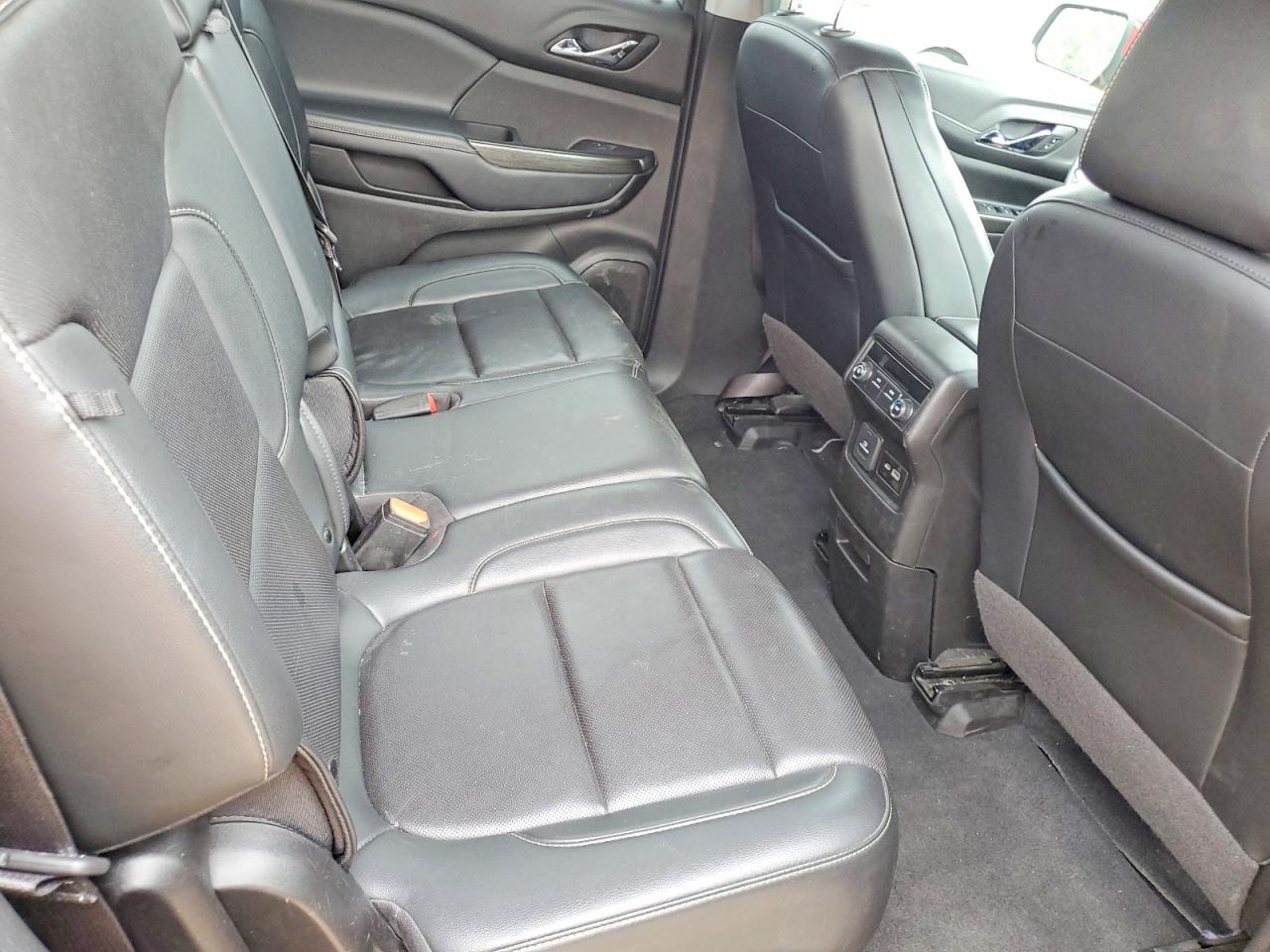 GMC Acadia Slt