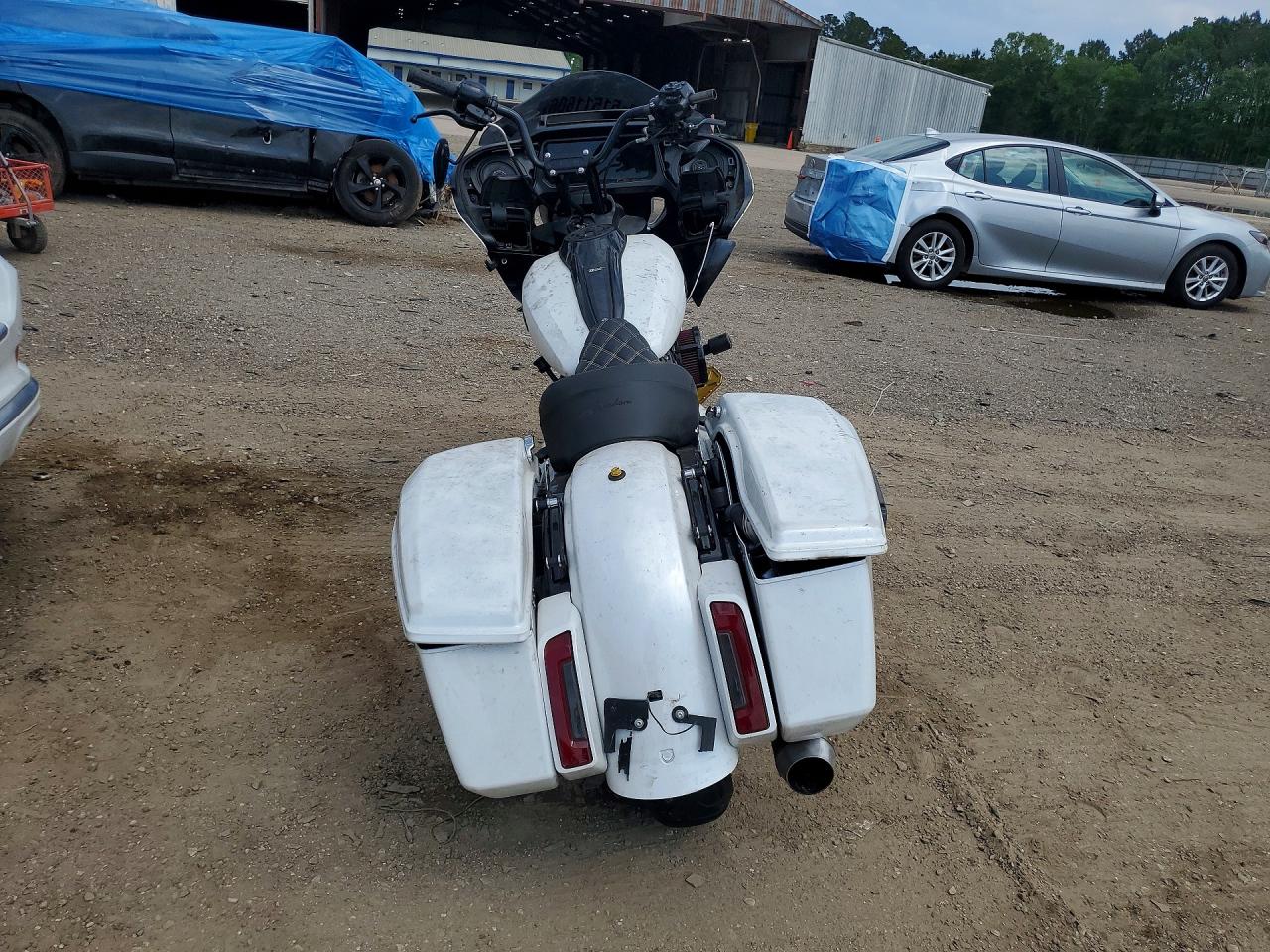 Harley-Davidson Fl