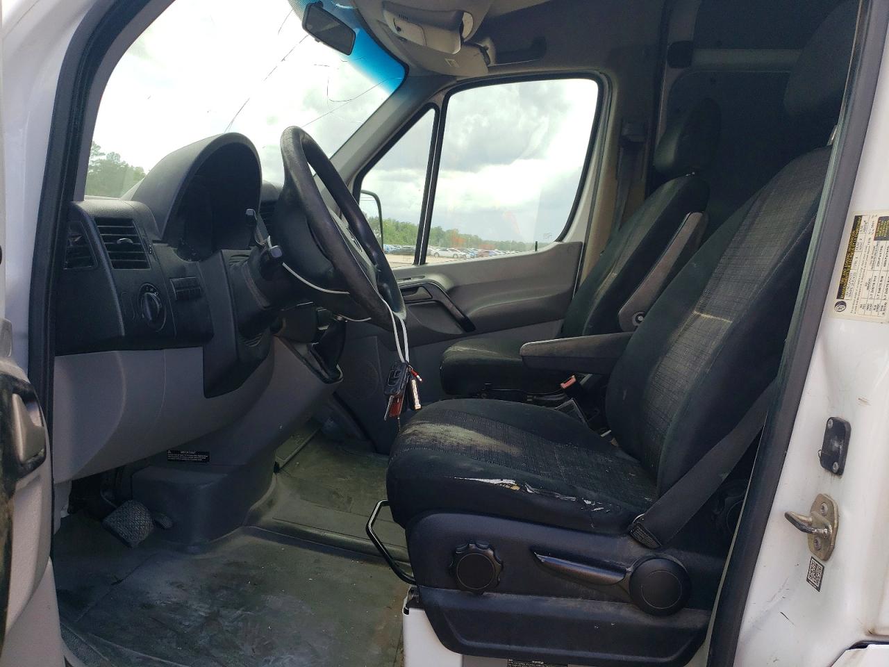 Mercedes-Benz Sprinter 2500