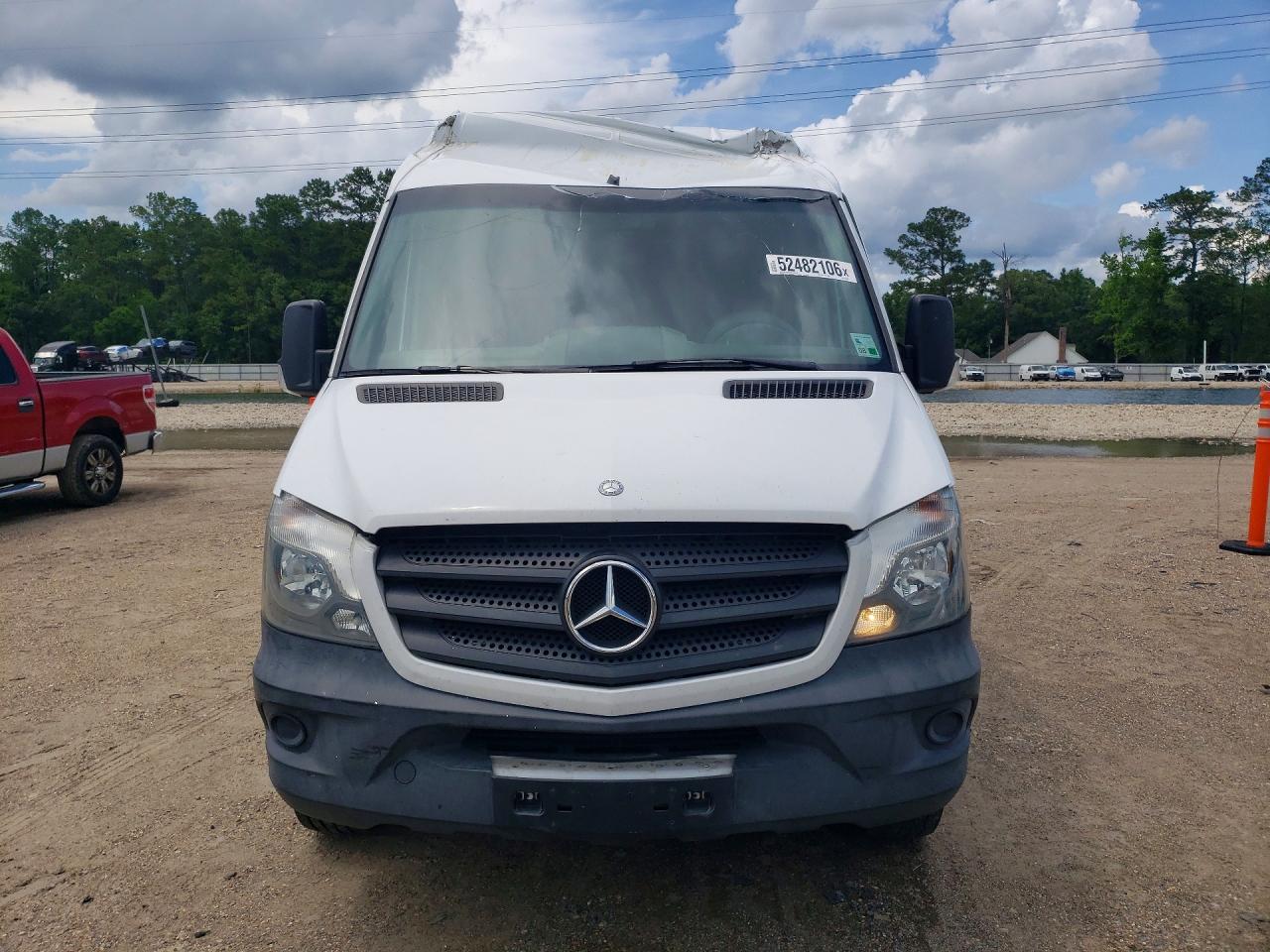 Mercedes-Benz Sprinter 2500