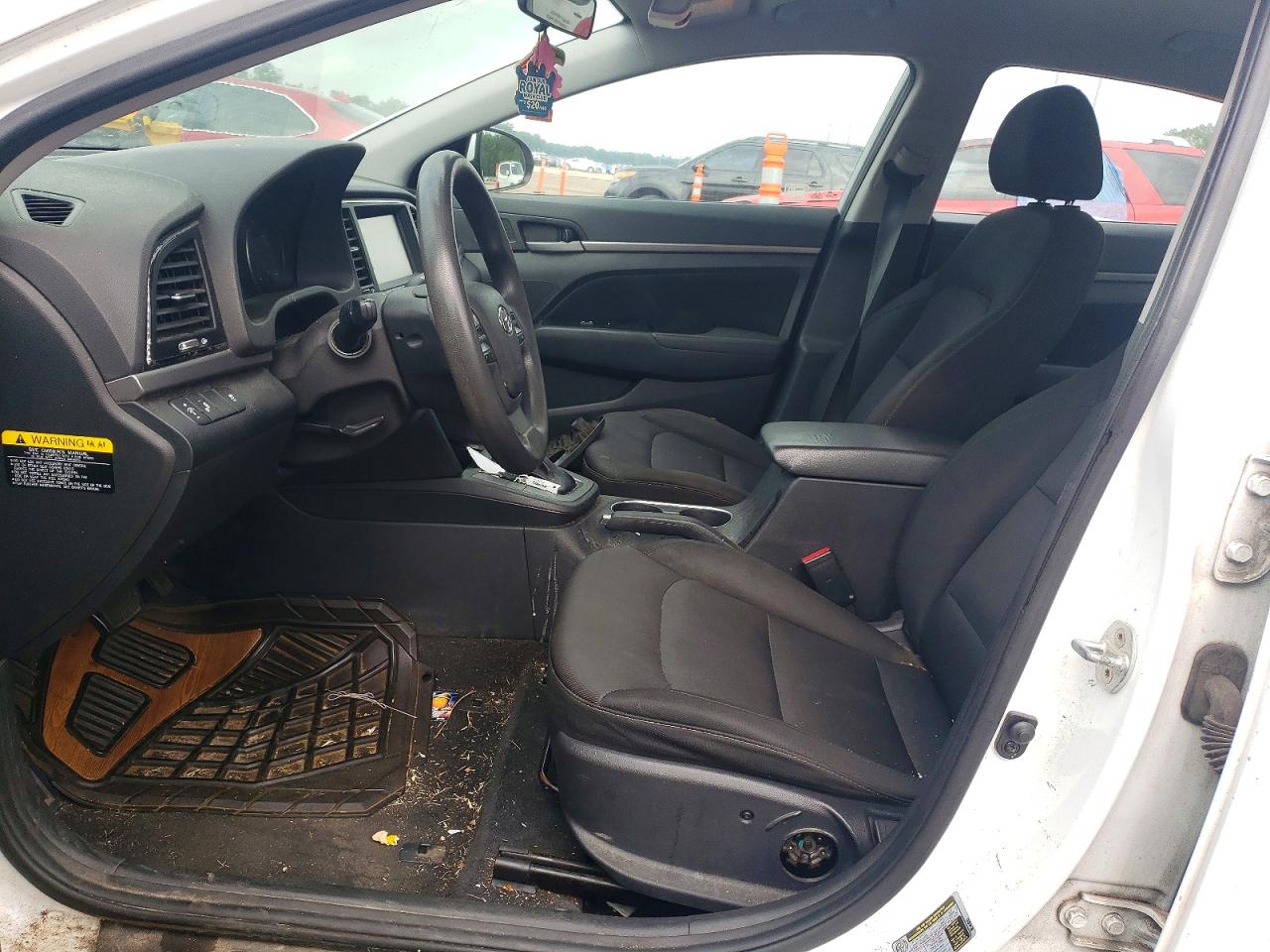 Hyundai ELANTRA Sel