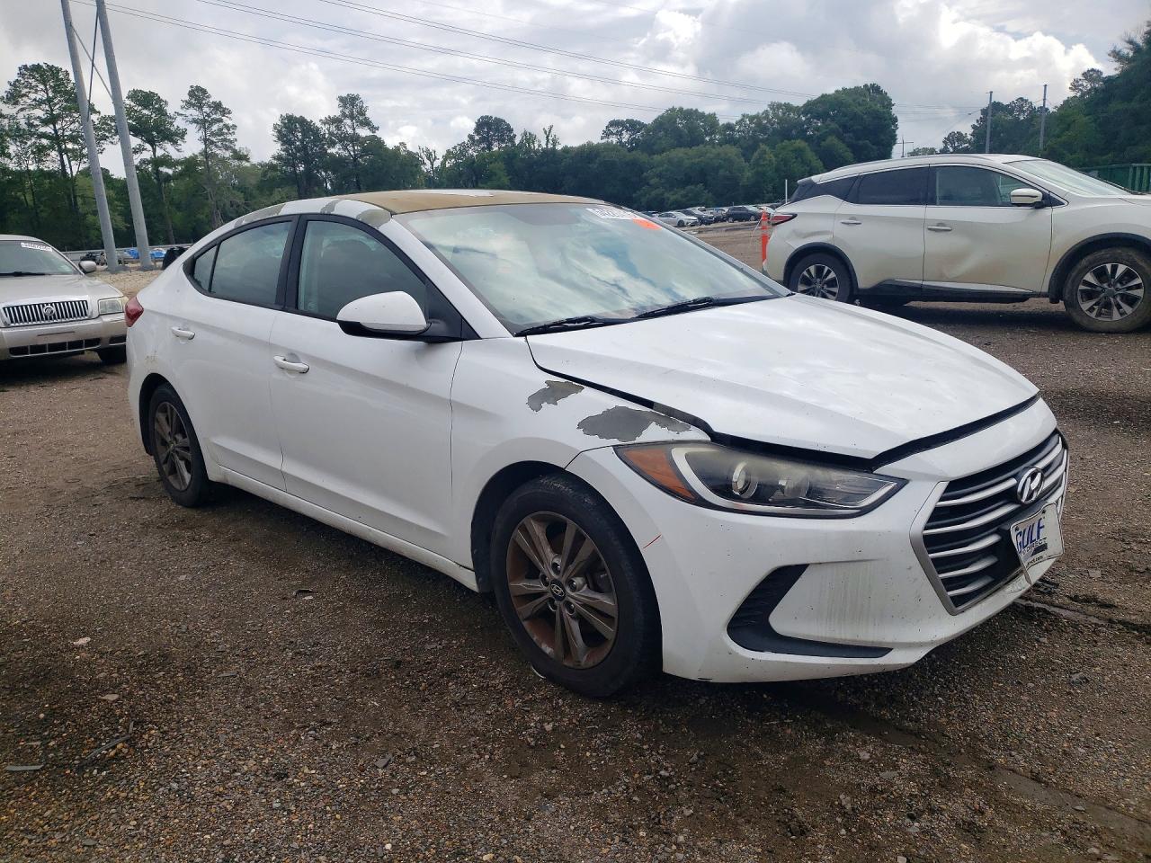 Hyundai ELANTRA Sel