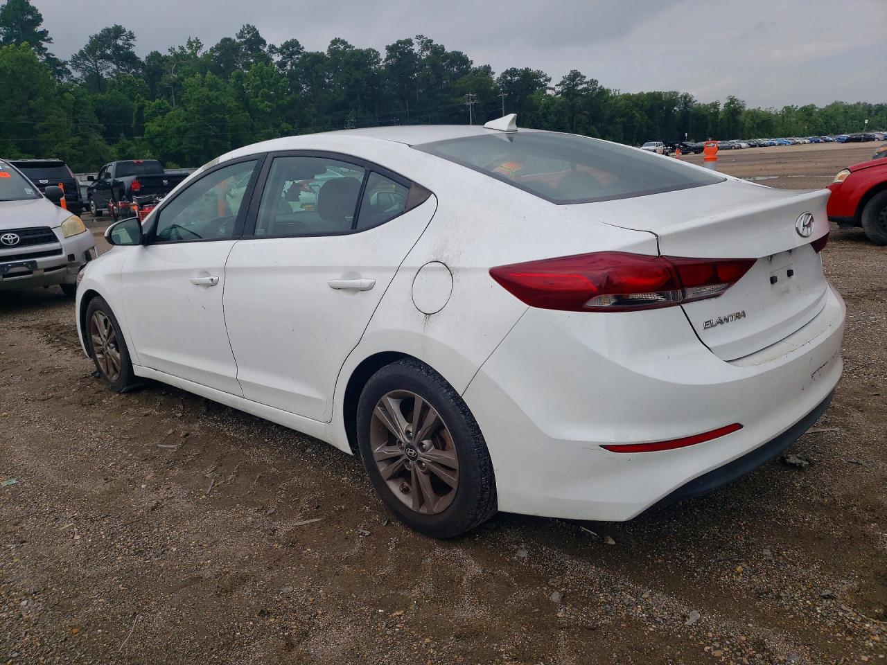 Hyundai ELANTRA Sel