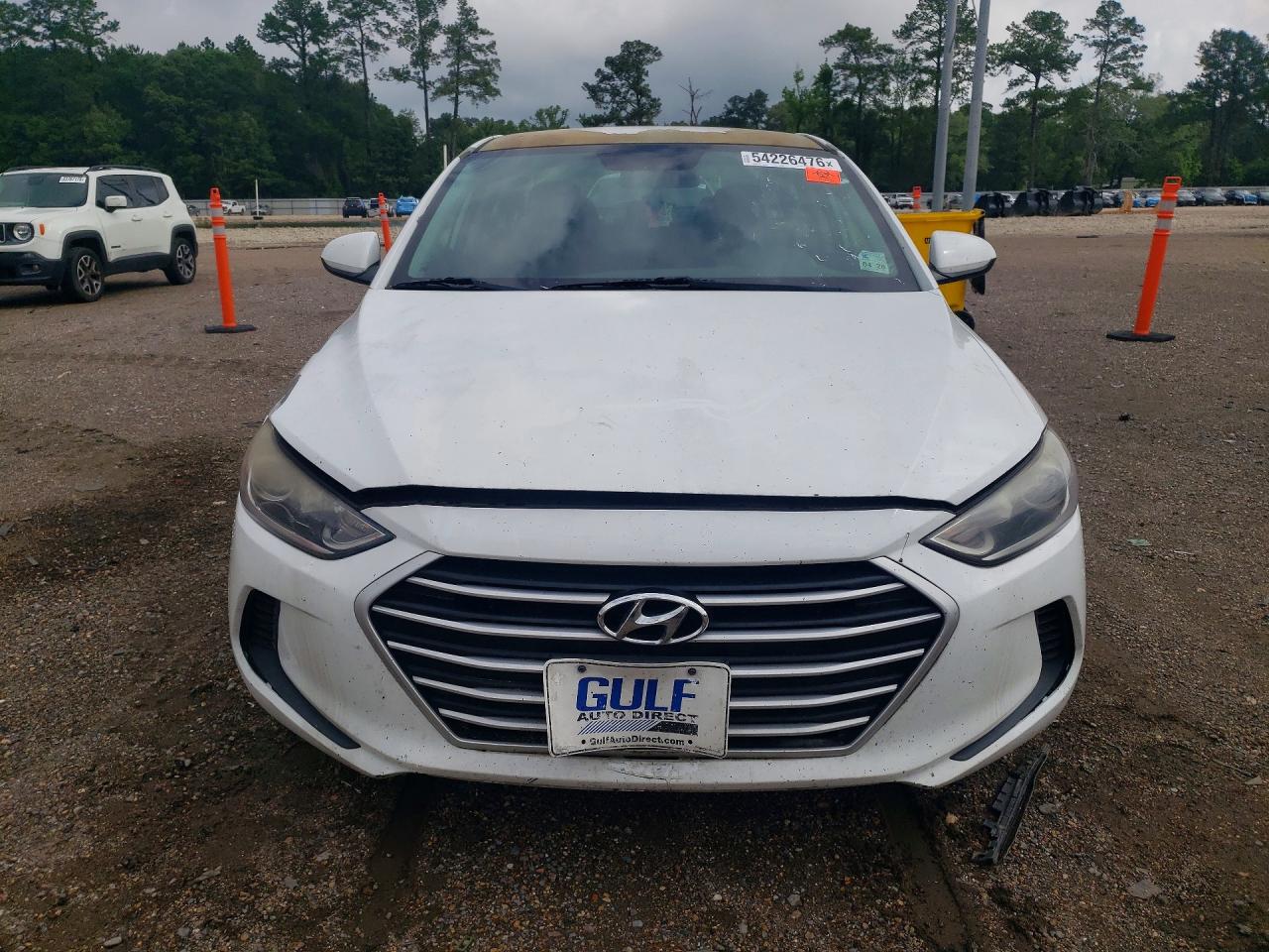 Hyundai ELANTRA Sel