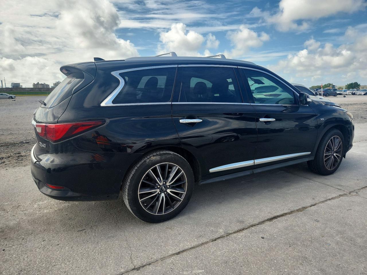 INFINITI Qx Base