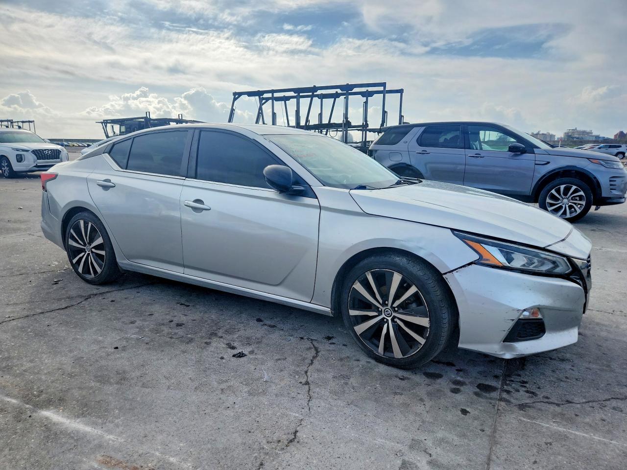 Nissan Altima Sr
