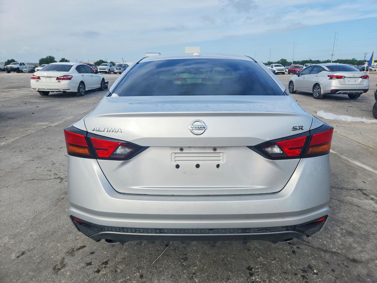Nissan Altima Sr