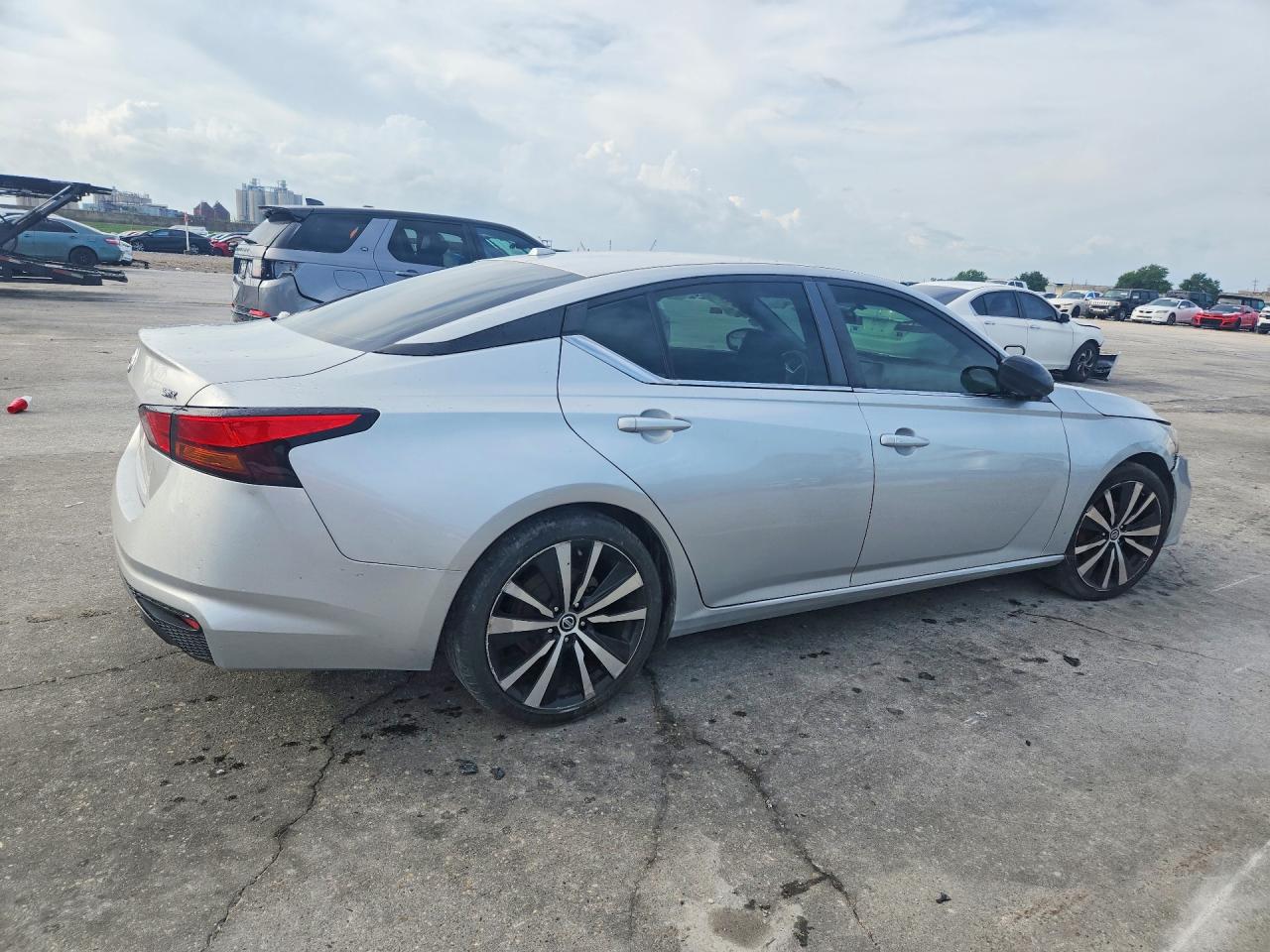 Nissan Altima Sr