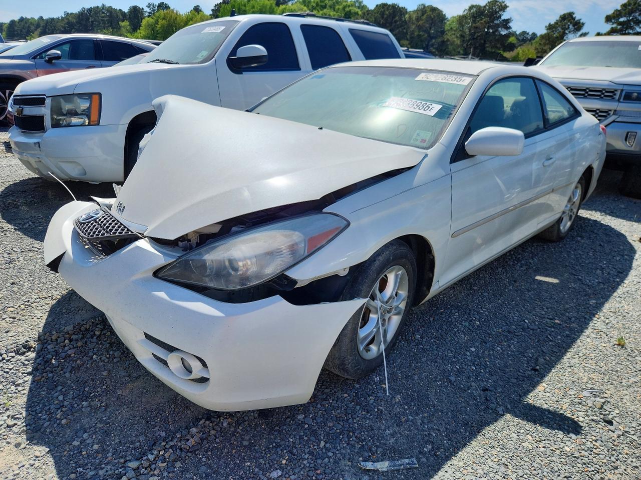 Salvage Toyota Camry Image