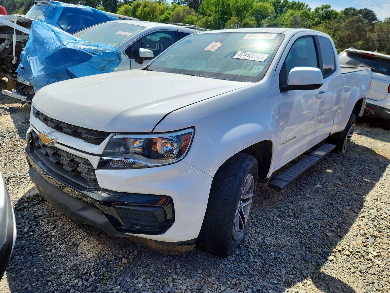 Salvage Chevrolet Colorado Image