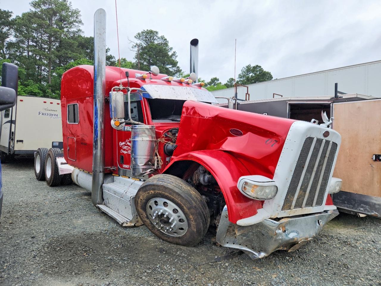 Peterbilt 389