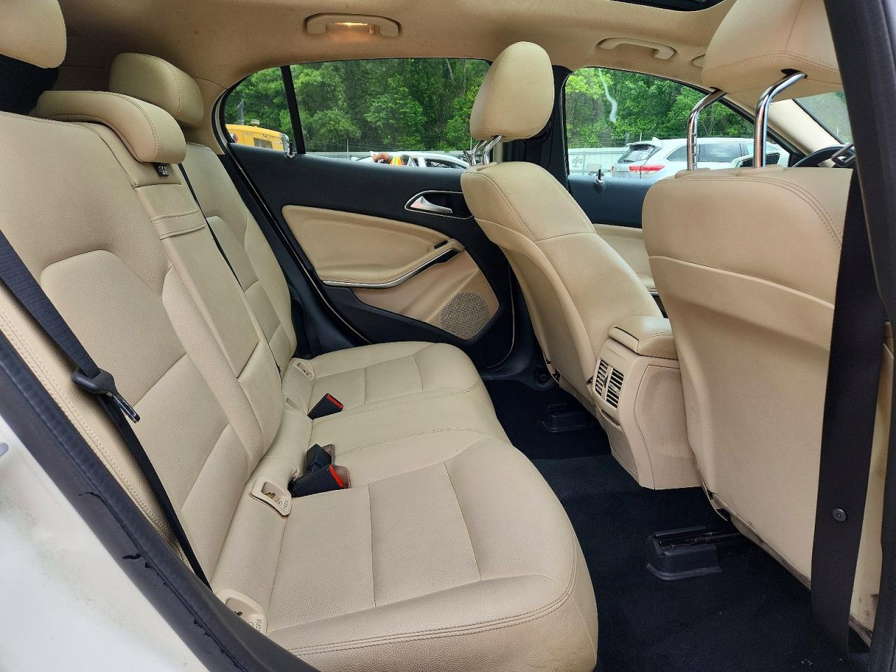 Mercedes-Benz GLA 250