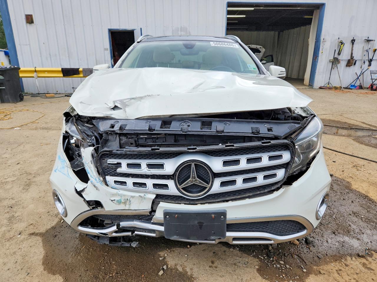 Mercedes-Benz GLA 250