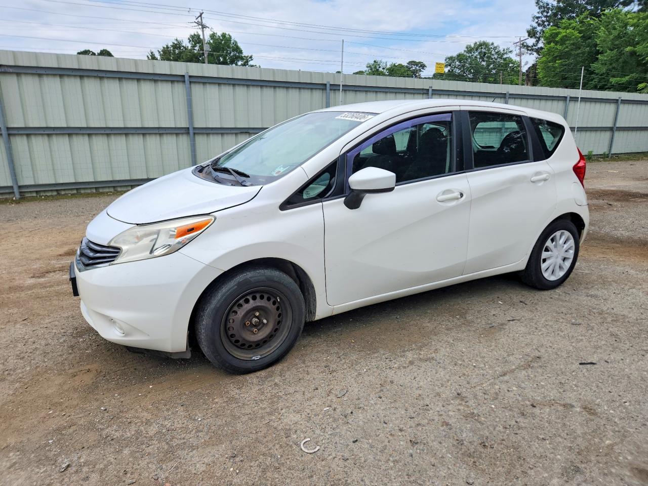 Salvage Nissan Versa Image