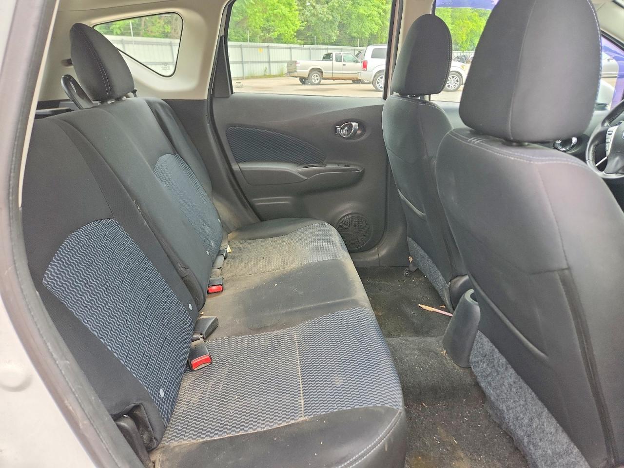 Nissan Versa Sv