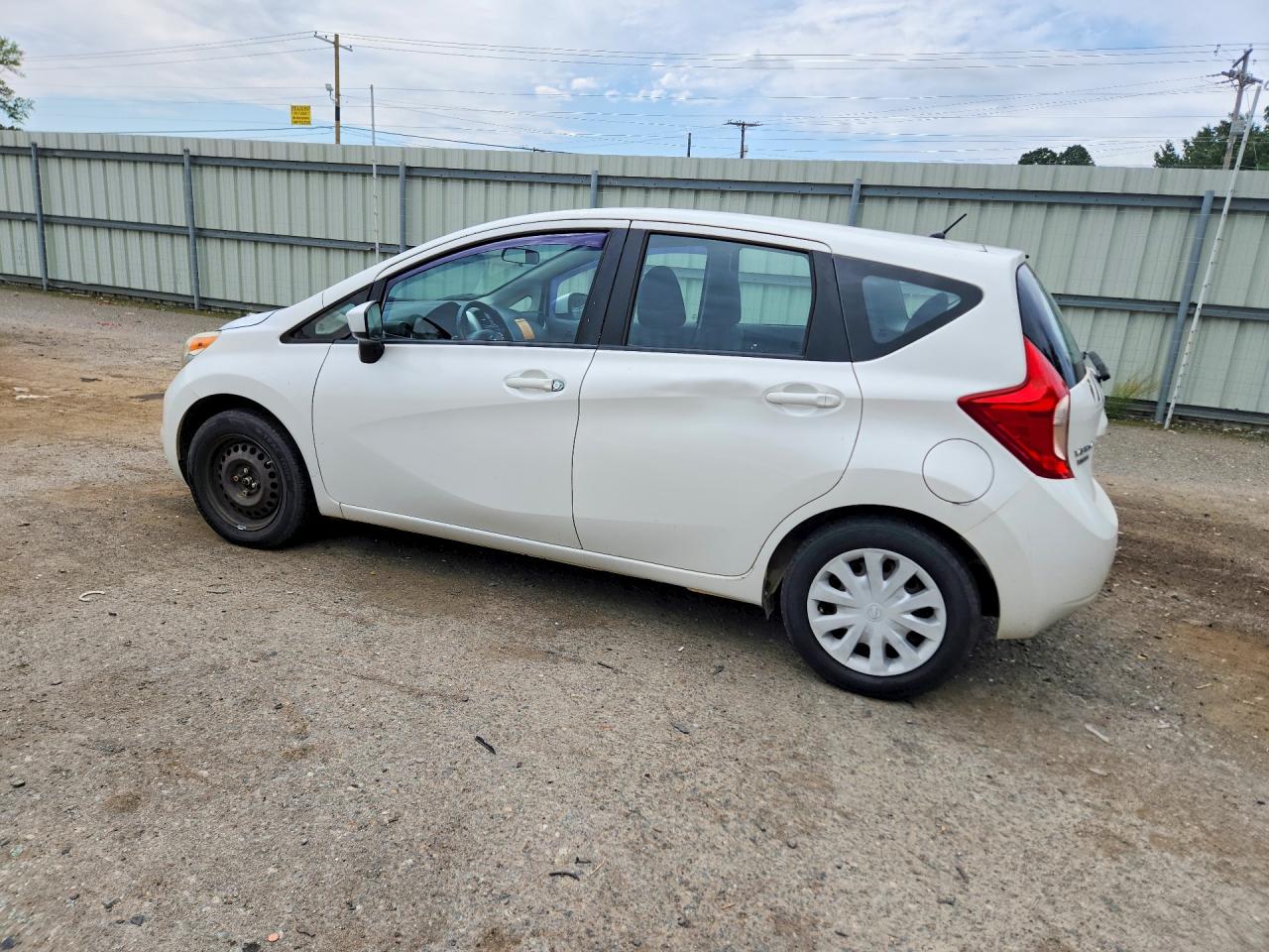 Nissan Versa Sv