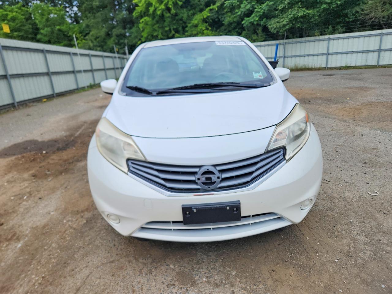 Nissan Versa Sv