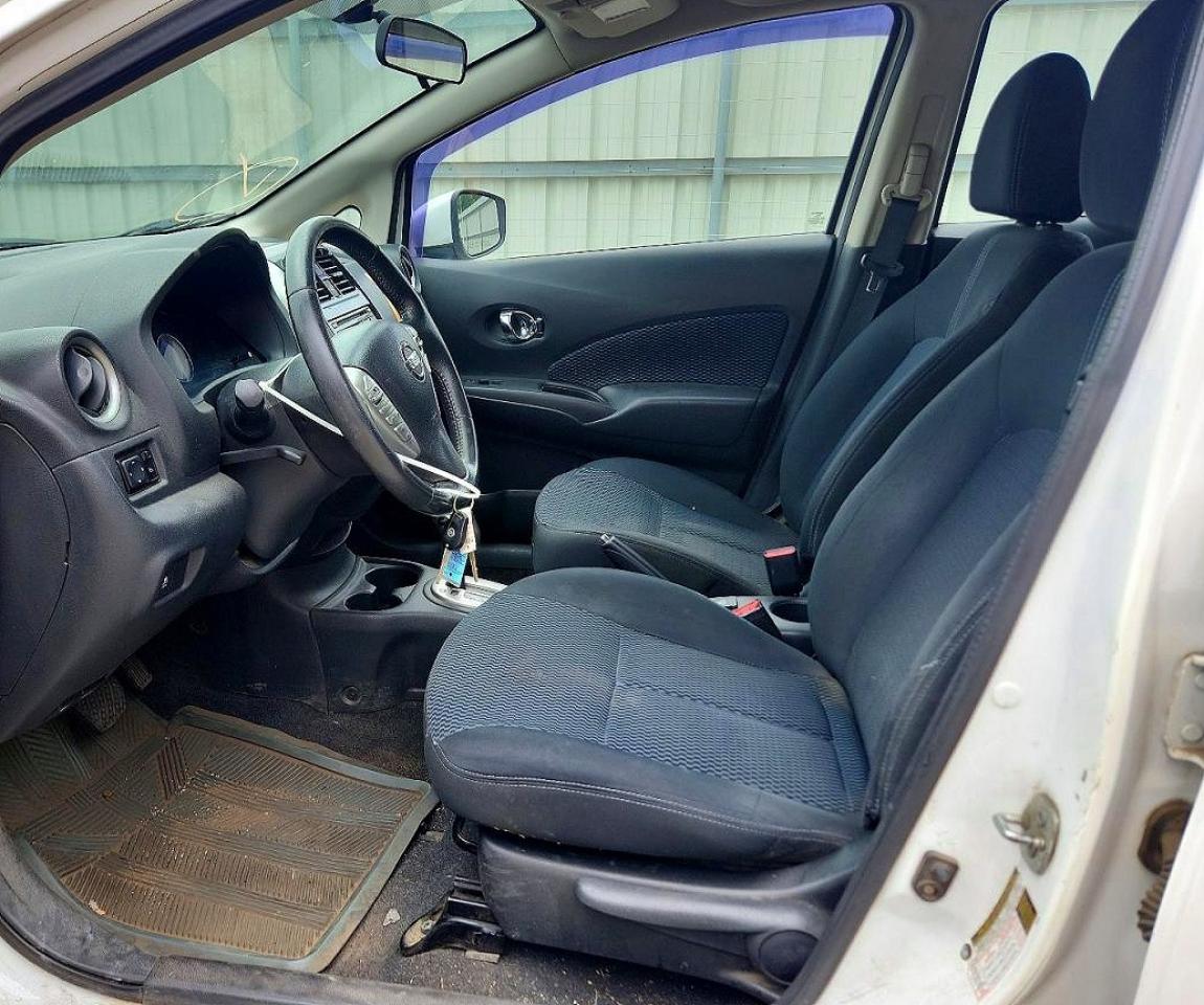 Nissan Versa Sv