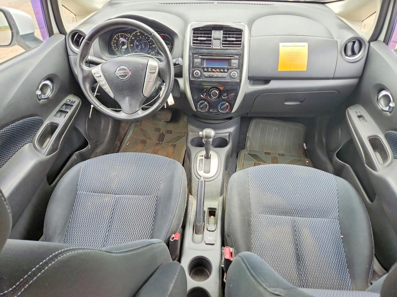 Nissan Versa Sv