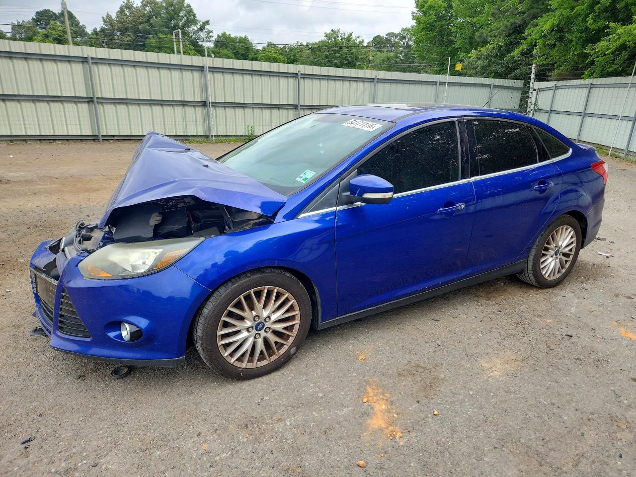 Salvage Ford Focus Image
