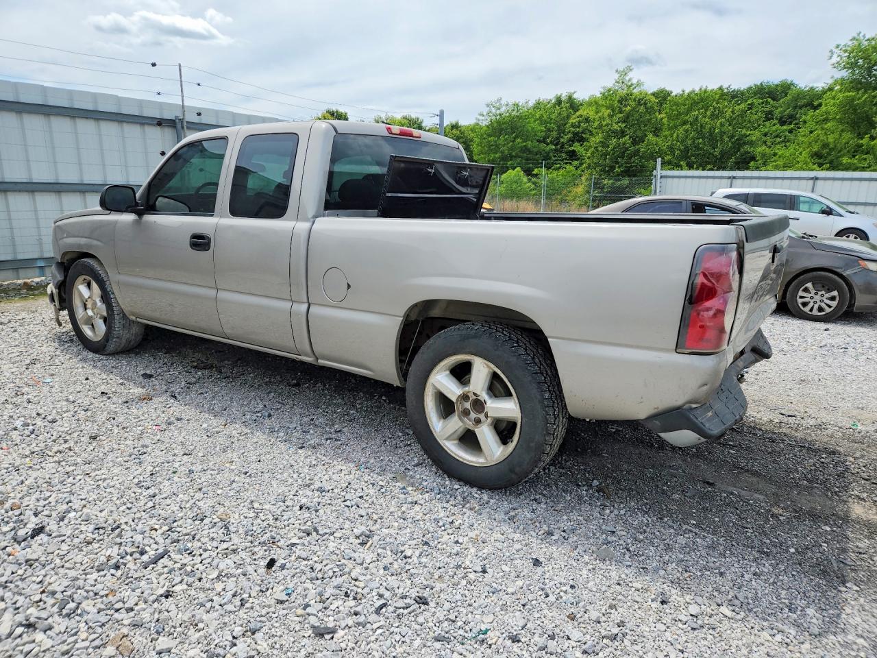 Chevrolet Silverado C1500