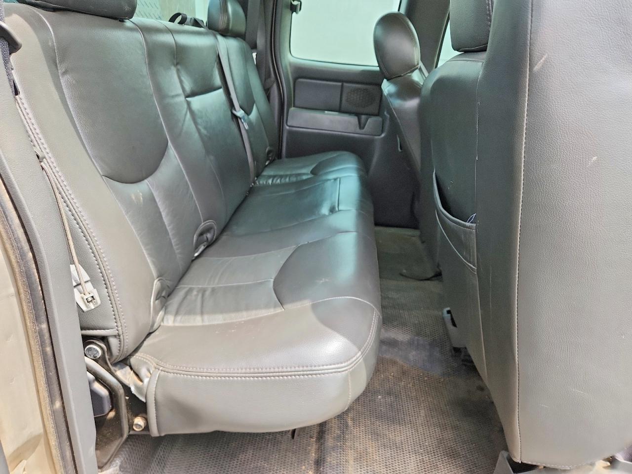 Chevrolet Silverado C1500