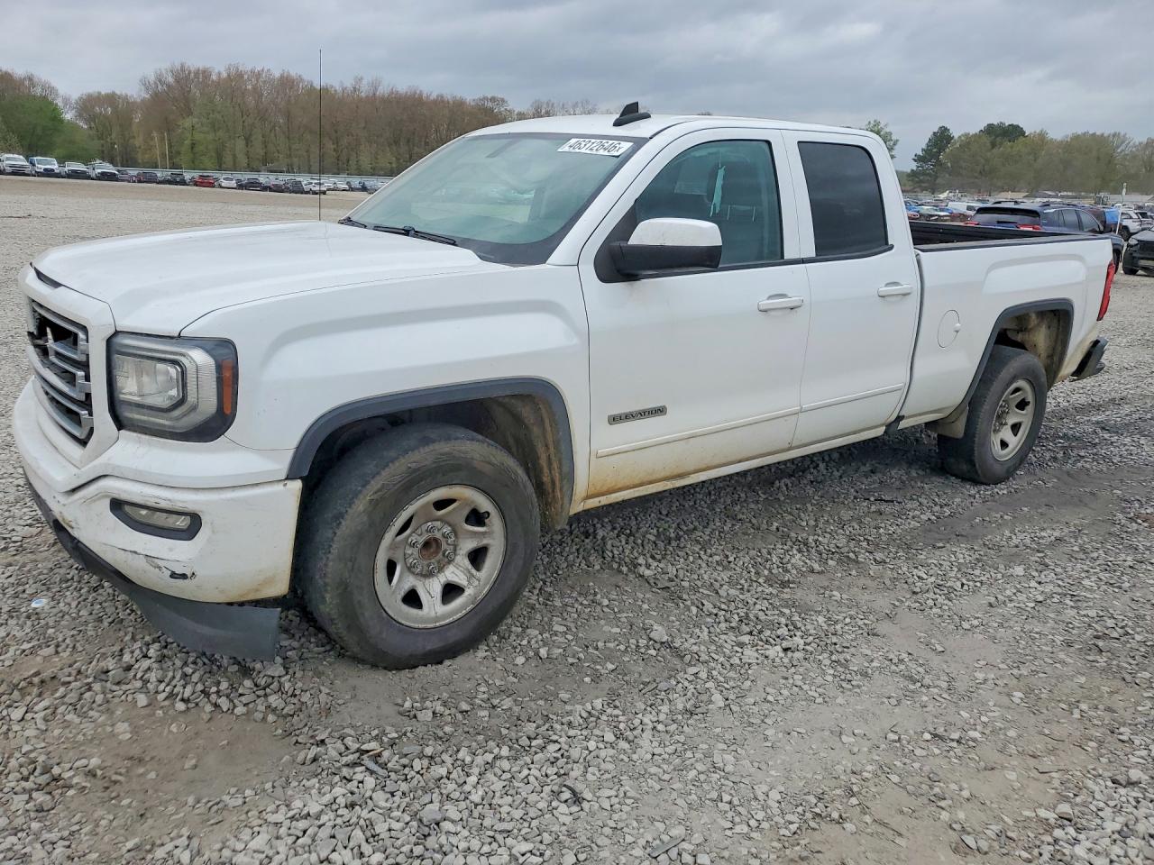 Salvage GMC Sierra Image