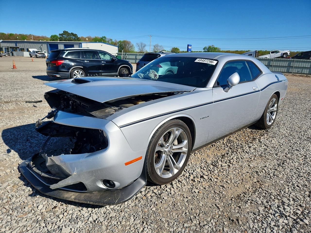 Salvage Dodge Challenger Image