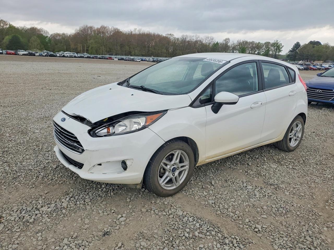 Salvage Ford Fiesta Image