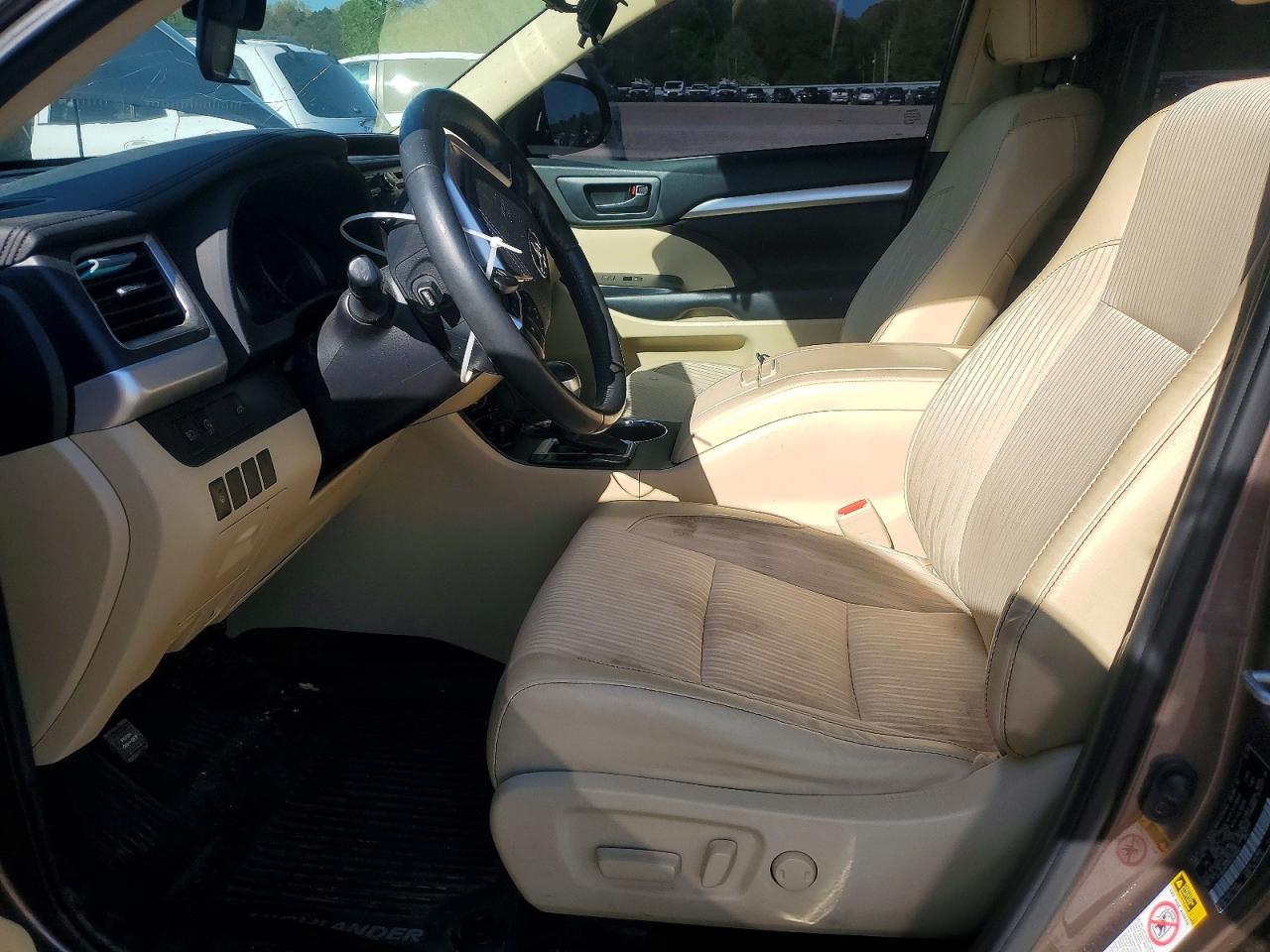 Toyota Highlander Le Plus