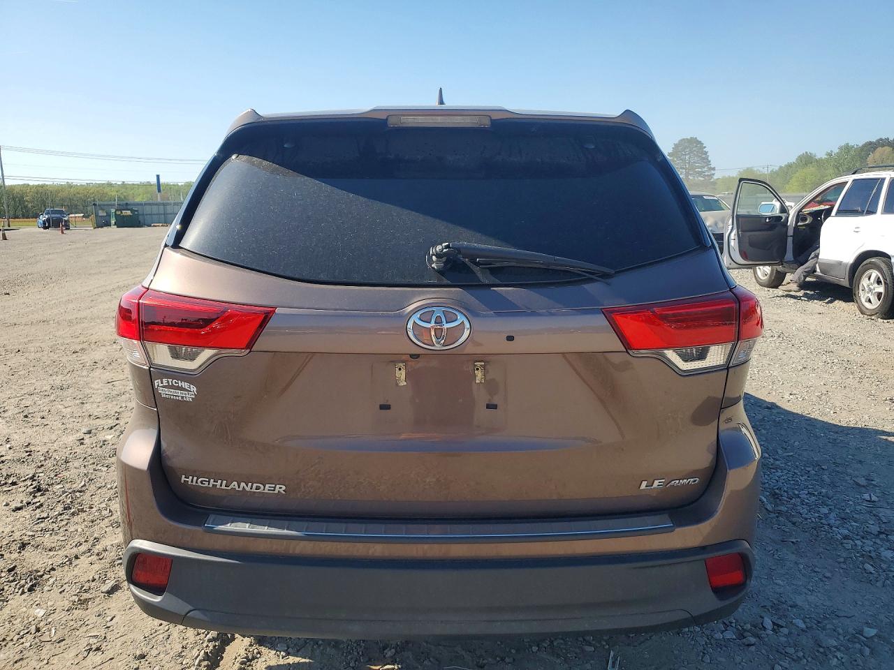 Toyota Highlander Le Plus