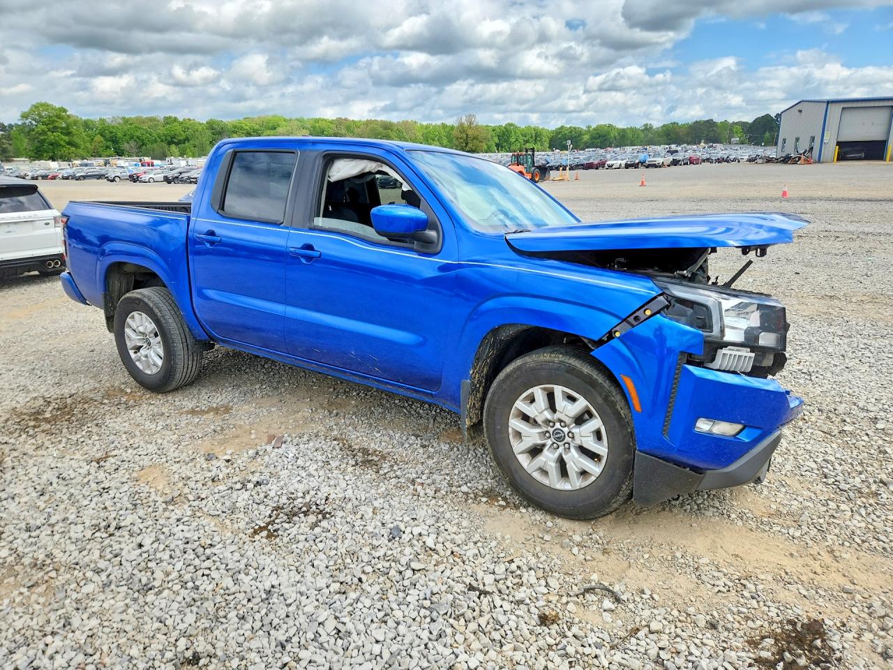 Nissan Frontier Sv