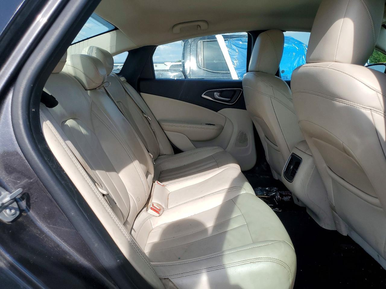 Chrysler 200 C