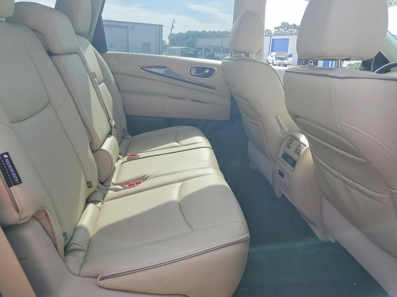 INFINITI Qx Pure