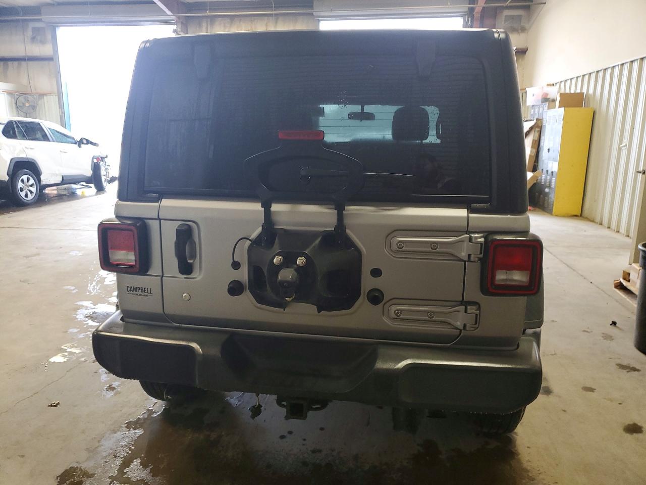 Jeep Wrangler Sport